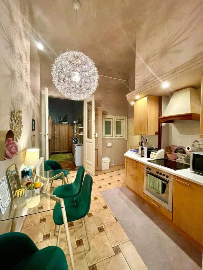 Wonder Deer Lux Apartment At The Parliament Self Check-In Budapesta Exterior foto