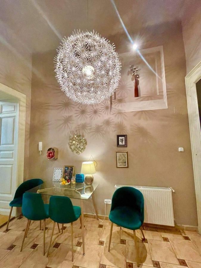 Wonder Deer Lux Apartment At The Parliament Self Check-In Budapesta Exterior foto
