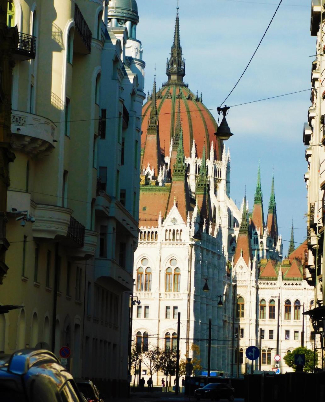 Wonder Deer Lux Apartment At The Parliament Self Check-In Budapesta Exterior foto