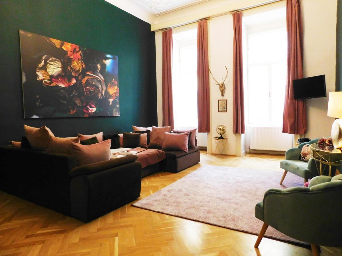 Wonder Deer Lux Apartment At The Parliament Self Check-In Budapesta Exterior foto