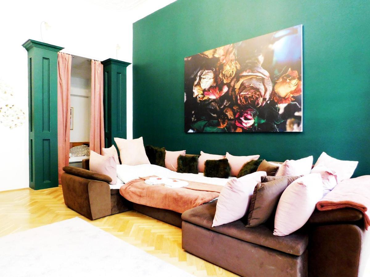 Wonder Deer Lux Apartment At The Parliament Self Check-In Budapesta Exterior foto