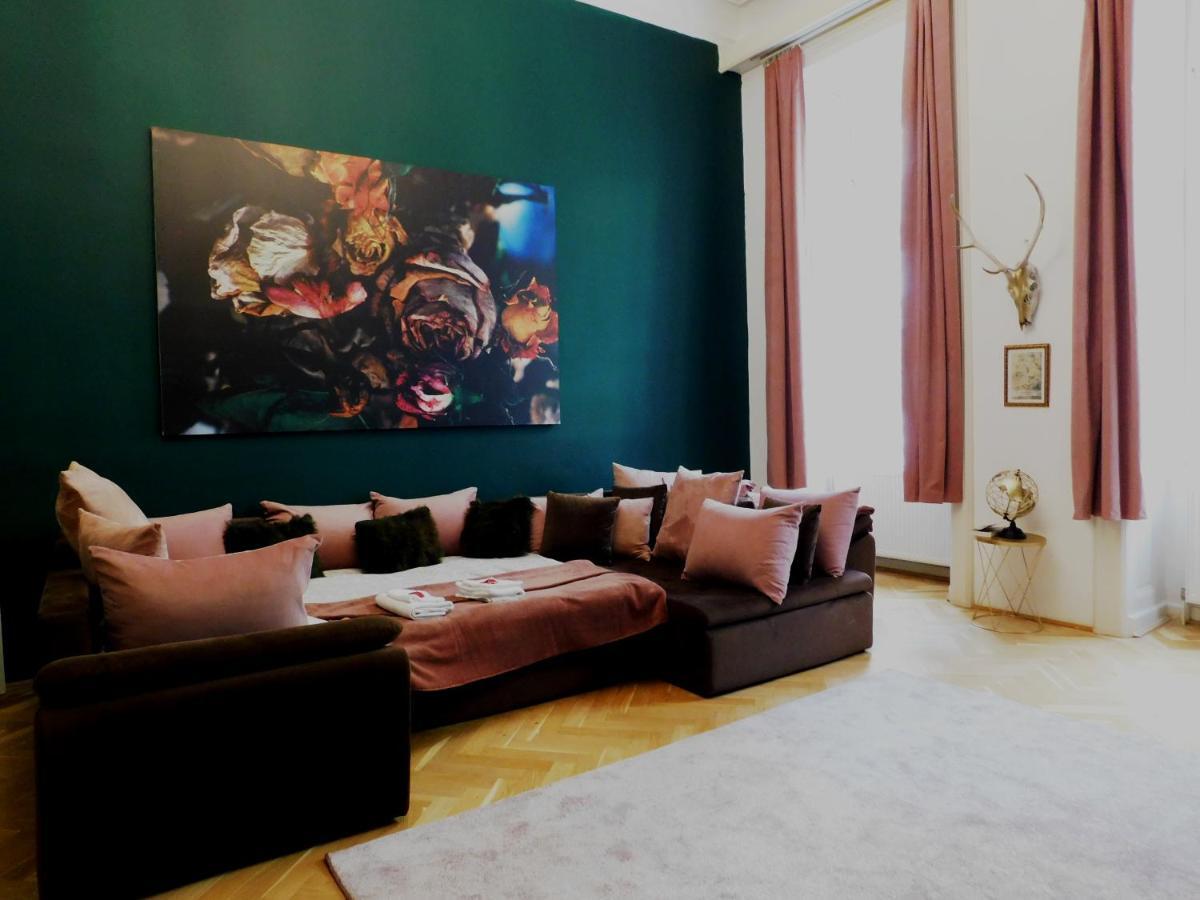 Wonder Deer Lux Apartment At The Parliament Self Check-In Budapesta Exterior foto